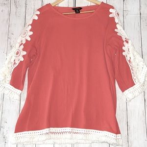 Multiples Top NWOT Salmon with cream trim XL
